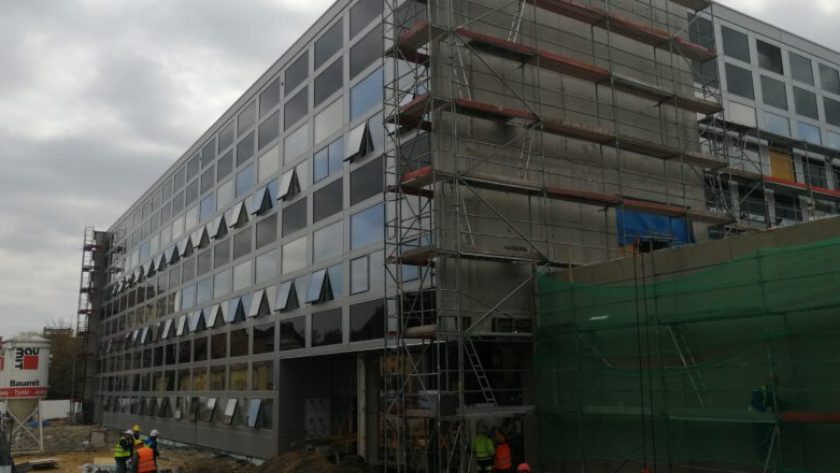 Trwa budowa Śląskiego Centrum Inżynierskiego Wspomagania Medycyny i Sportu